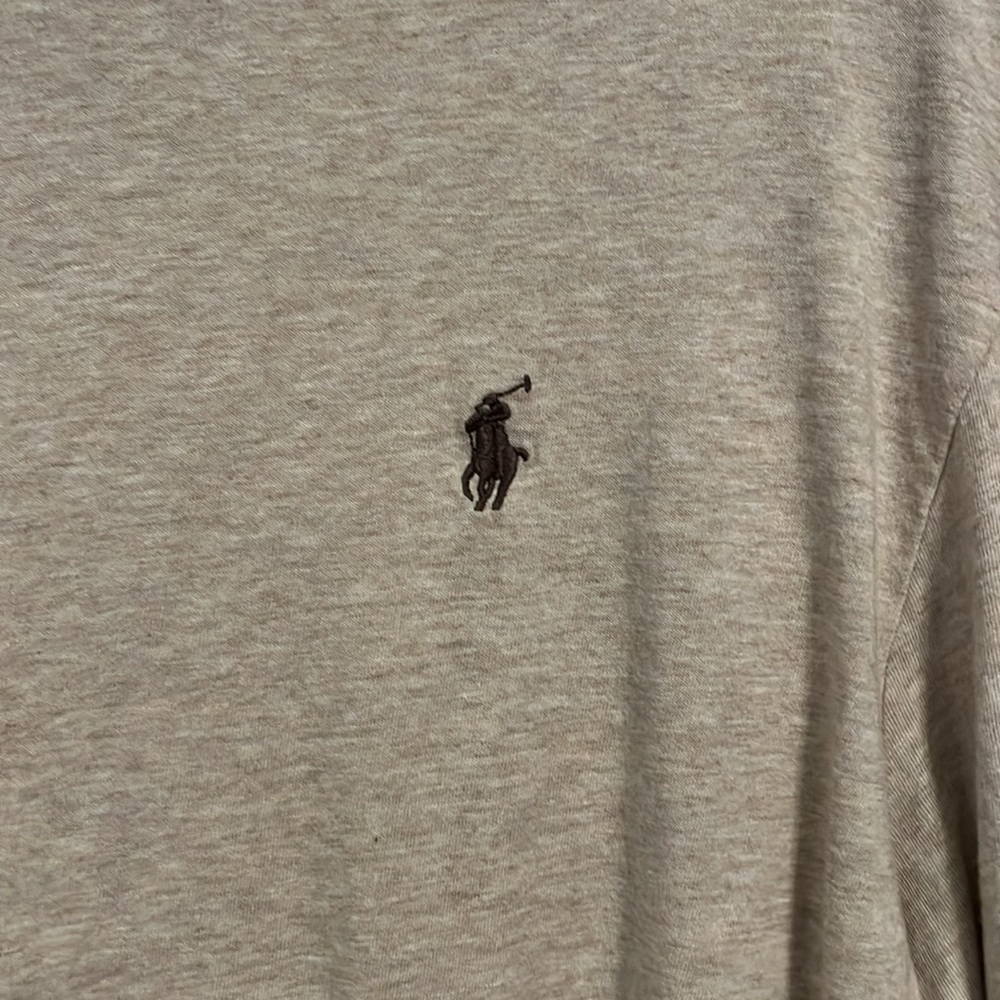 Mens gently used polo long sleeve T-shirt - Picture 2 of 3